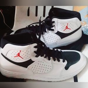Nike Air Jordan Jumpman Shoes